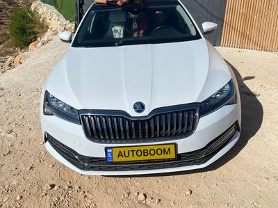 Škoda Superb 2ème main, 2020, main privée
