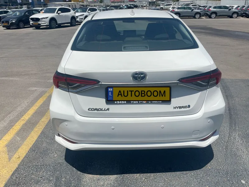 Toyota Corolla 2nd hand, 2021