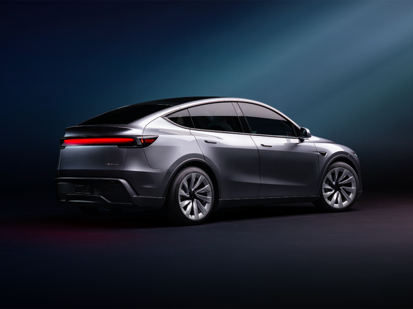 Tesla Model Y 2025. Carrosserie, extérieur. VUS 5-portes, 1 génération, restyling