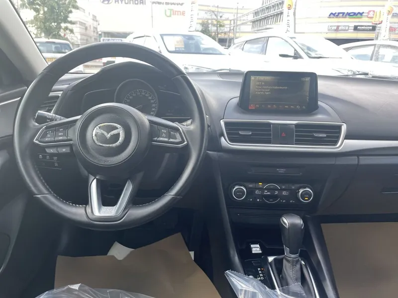 Mazda 3 2ème main, 2017, main privée