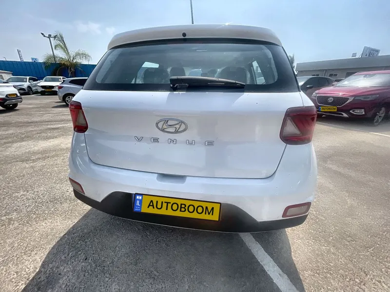 Hyundai Venue новый, 2025