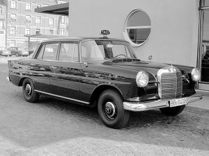 מרצדס-בנץ W110 1961. מרכב, צורה. סדאן, 1 דור