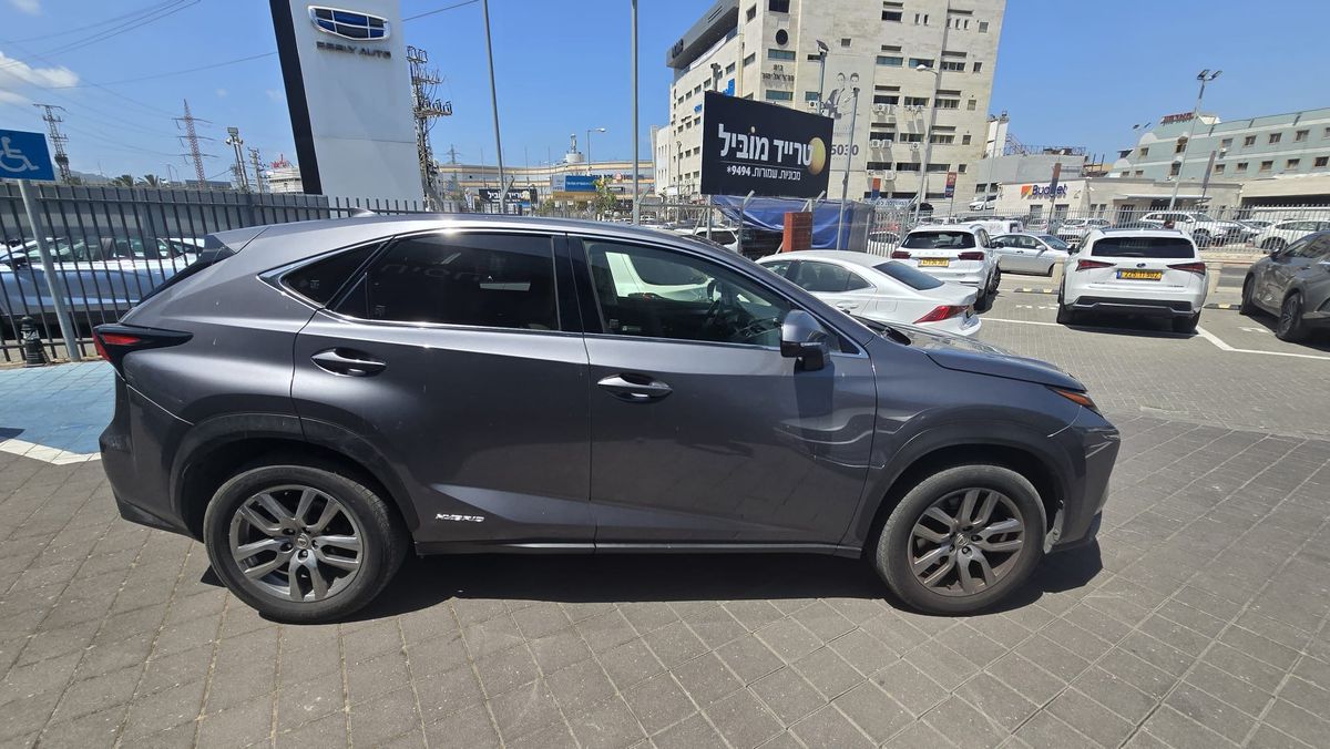 Lexus NX 2ème main, 2015, main privée