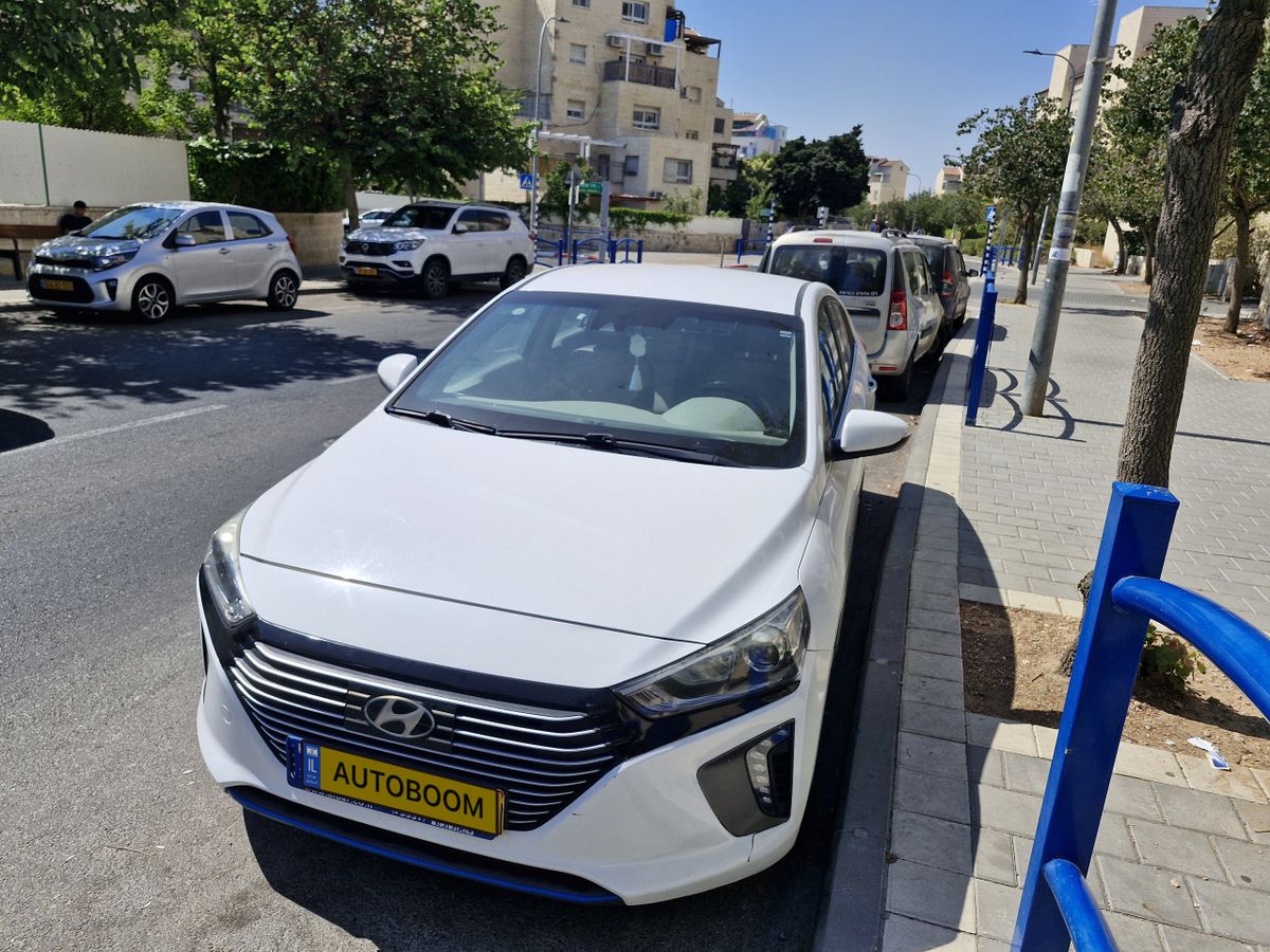 Hyundai IONIQ 2nd hand, 2018, private hand