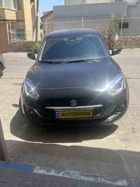 Suzuki Swift 2nd hand, 2023, private hand