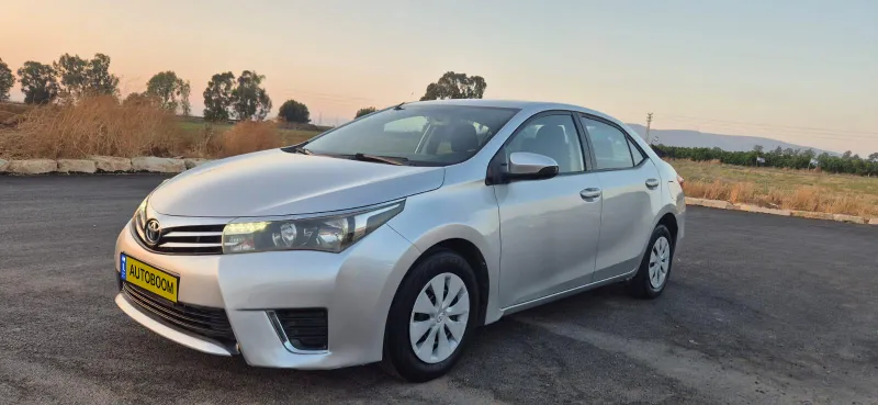 Toyota Corolla 2ème main, 2014