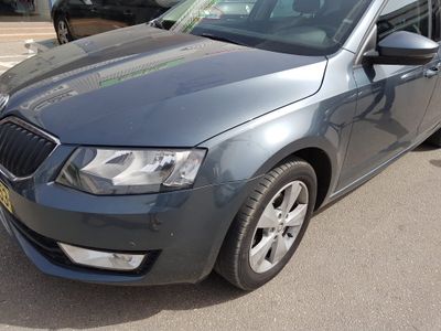 Škoda Octavia 2ème main, 2014, main privée