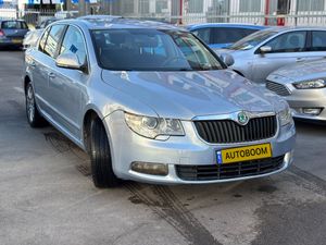 Skoda Superb, 2012, photo