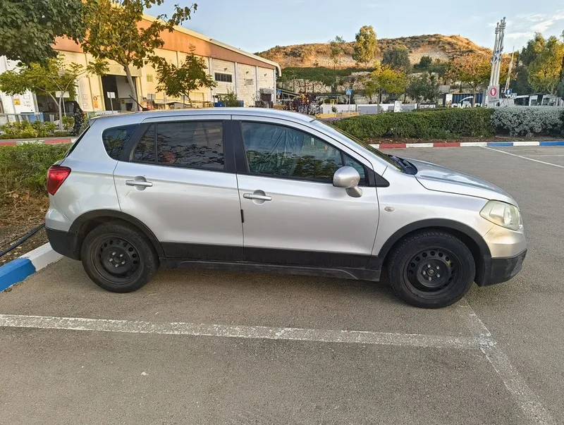 Suzuki SX4 с пробегом, 2014, частная рука