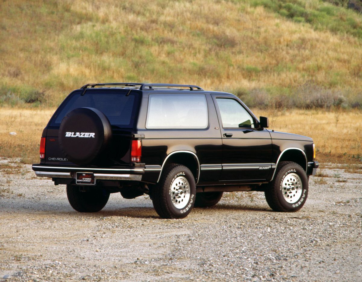 Chevrolet Blazer 1990. Carrosserie, extérieur. VUS 3-portes, 1 génération, restyling