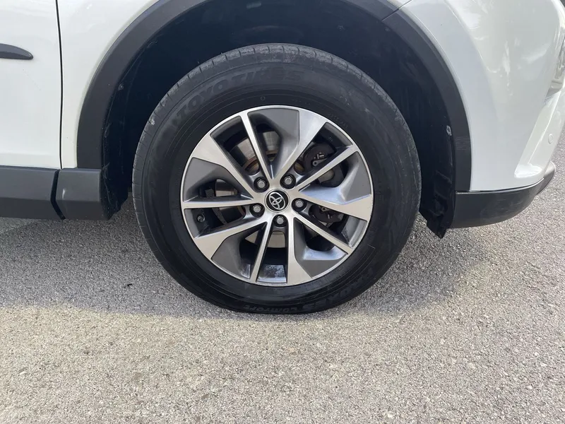 Toyota RAV4 с пробегом, 2018