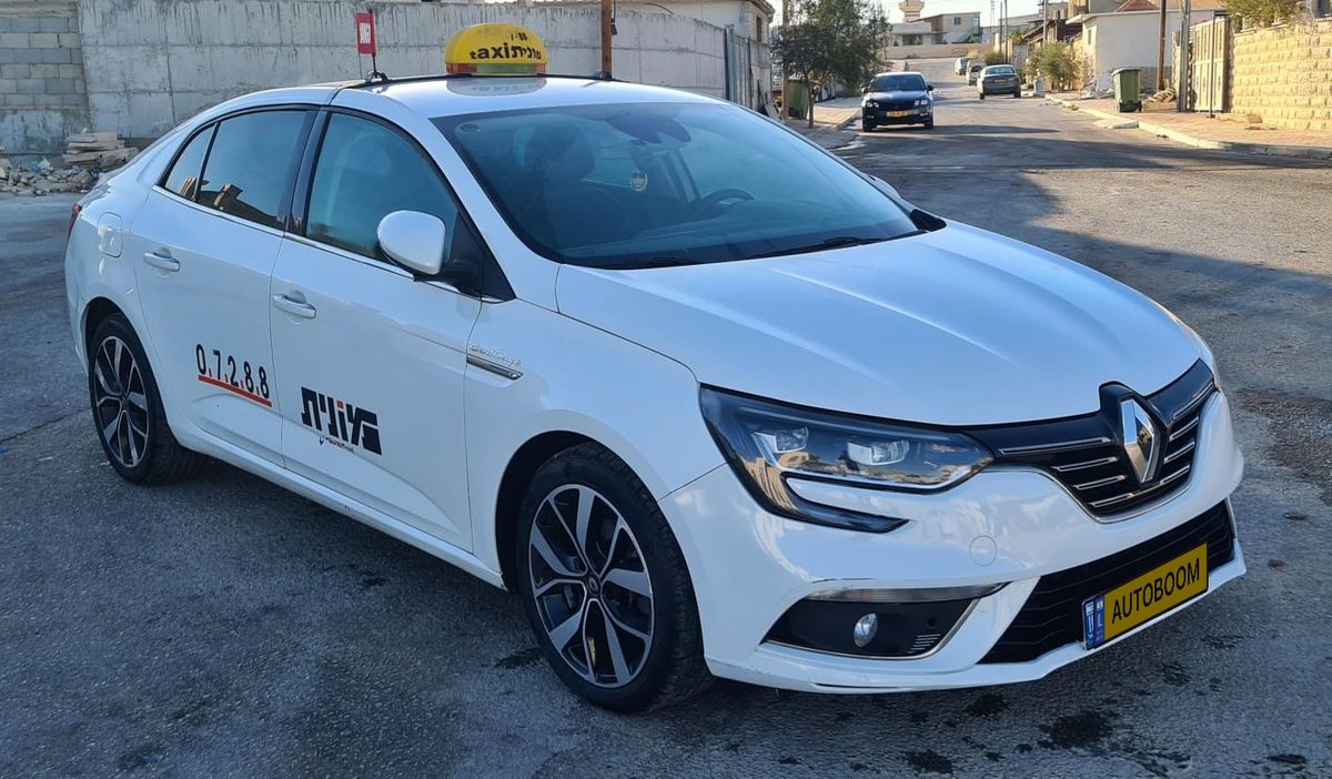 רנו מגאן יד 2 רכב, 2021