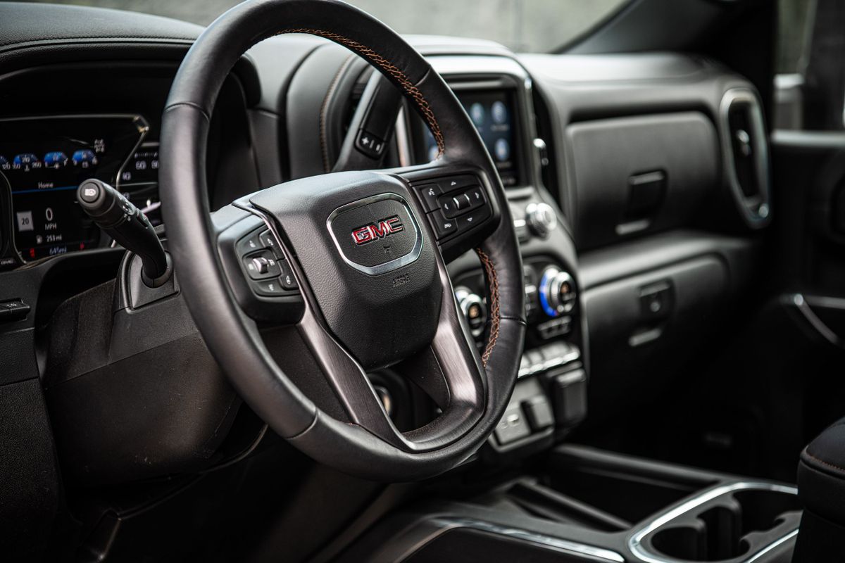 GMC Sierra 2018. Steering wheel. Pickup double-cab, 4 generation