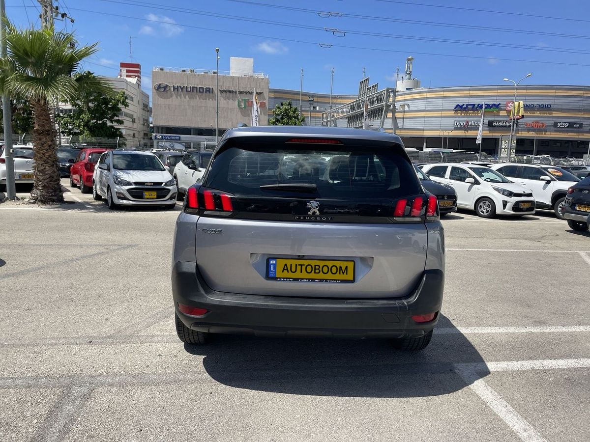 Peugeot 5008 2nd hand, 2020, private hand