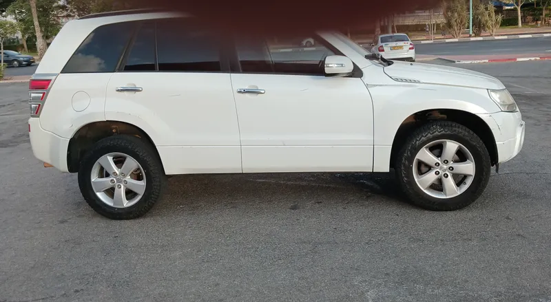 Suzuki Grand Vitara 2ème main, 2010, main privée