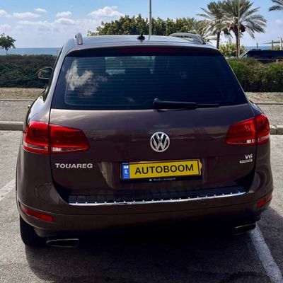 Volkswagen Touareg 2nd hand, 2011, private hand