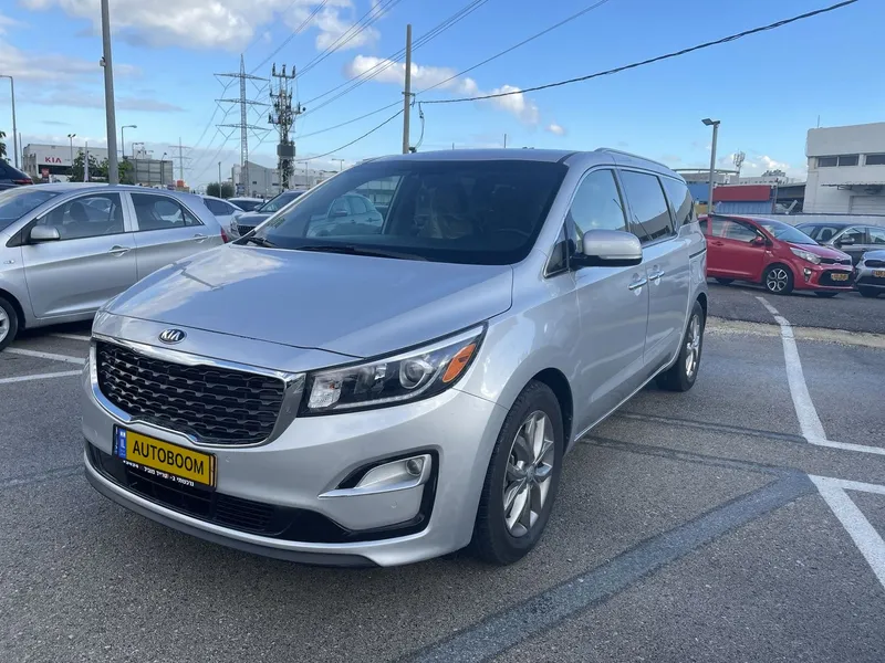 Kia Carnival с пробегом, 2020, частная рука