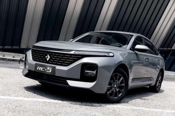 Baojun RC-5. סקודה אוקטביה באריזה אחרת