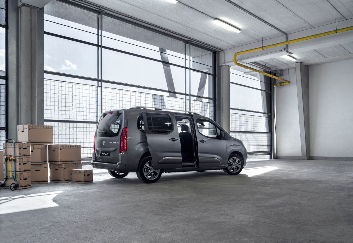 Toyota ProAce City 2018. Carrosserie, extérieur. Compact Van Longue, 1 génération
