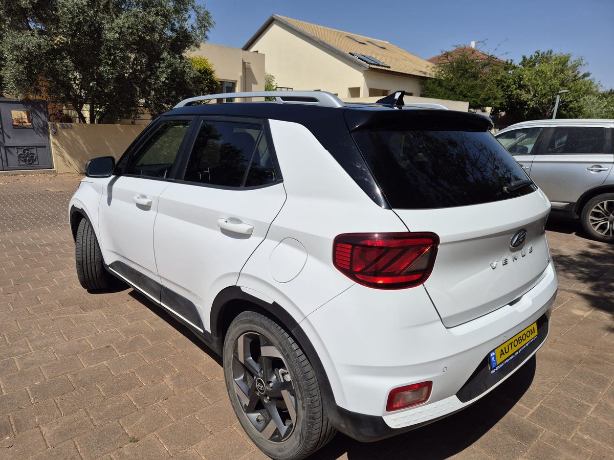 Hyundai Venue 2nd hand, 2021, private hand