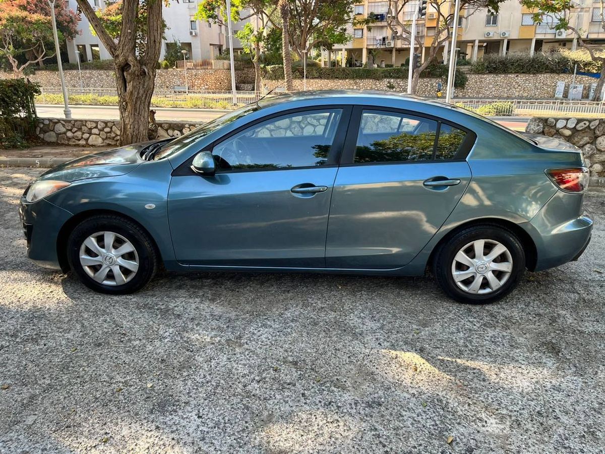 Mazda 3 2nd hand, 2010, private hand