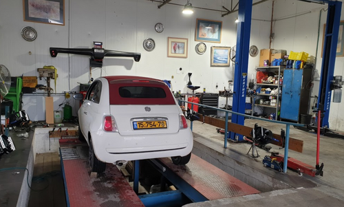 Garage Jamal Tuama. صورة 1