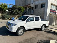 Toyota Hilux 2nd hand, 2012, private