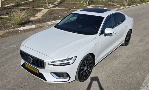 فولفو S60‏, 2023, صورة