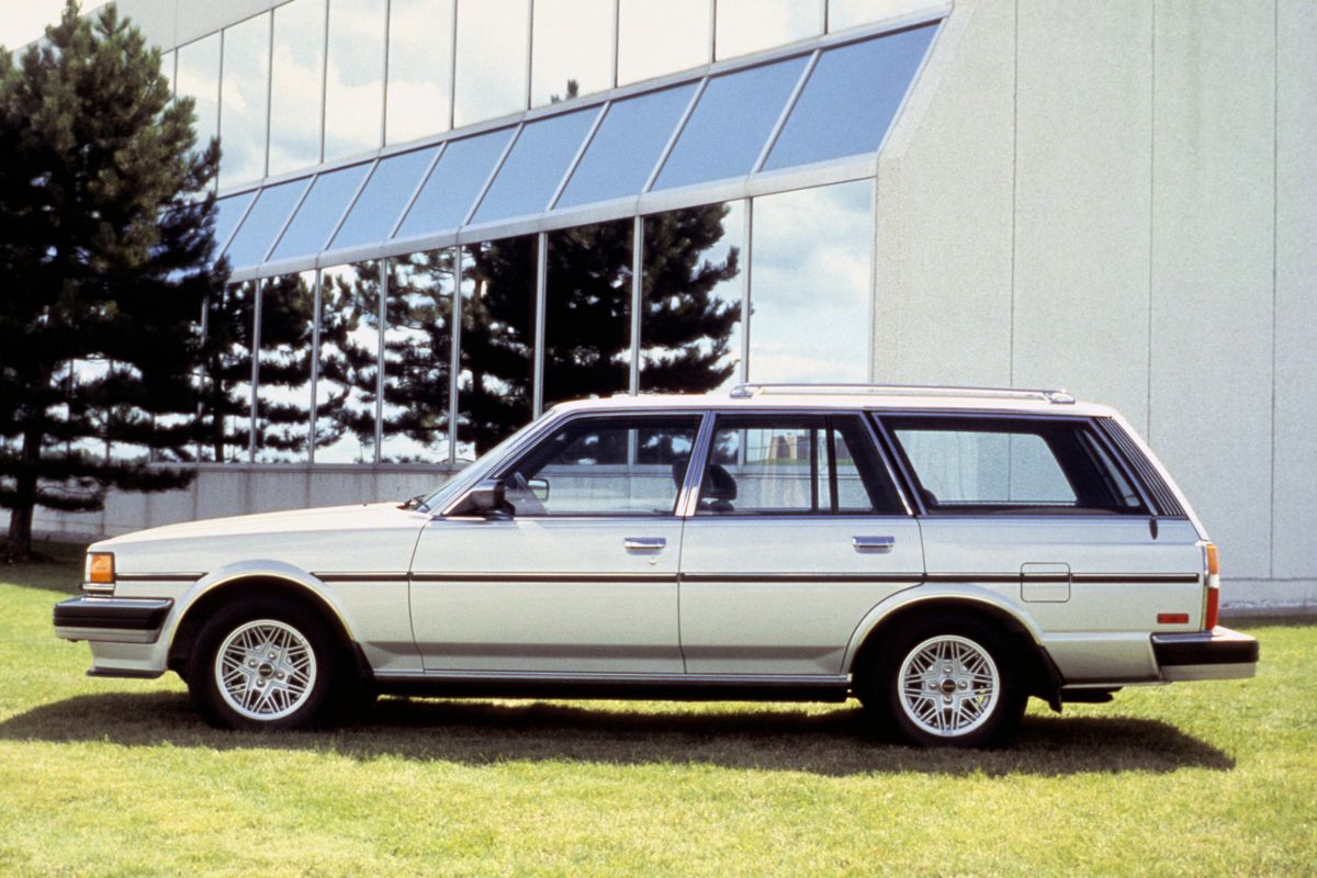 Тойота Крессида 1984. Кузов, экстерьер. Универсал 5 дв., 3 поколение