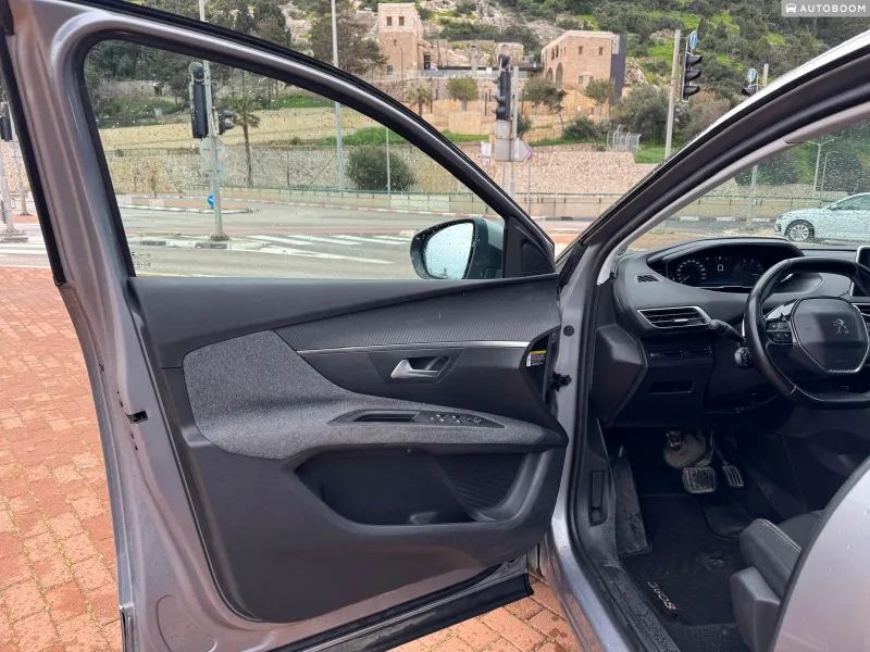 Peugeot 3008 2nd hand, 2017, private