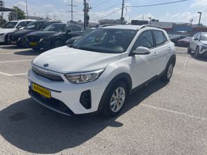 Kia Stonic, 2021, photo