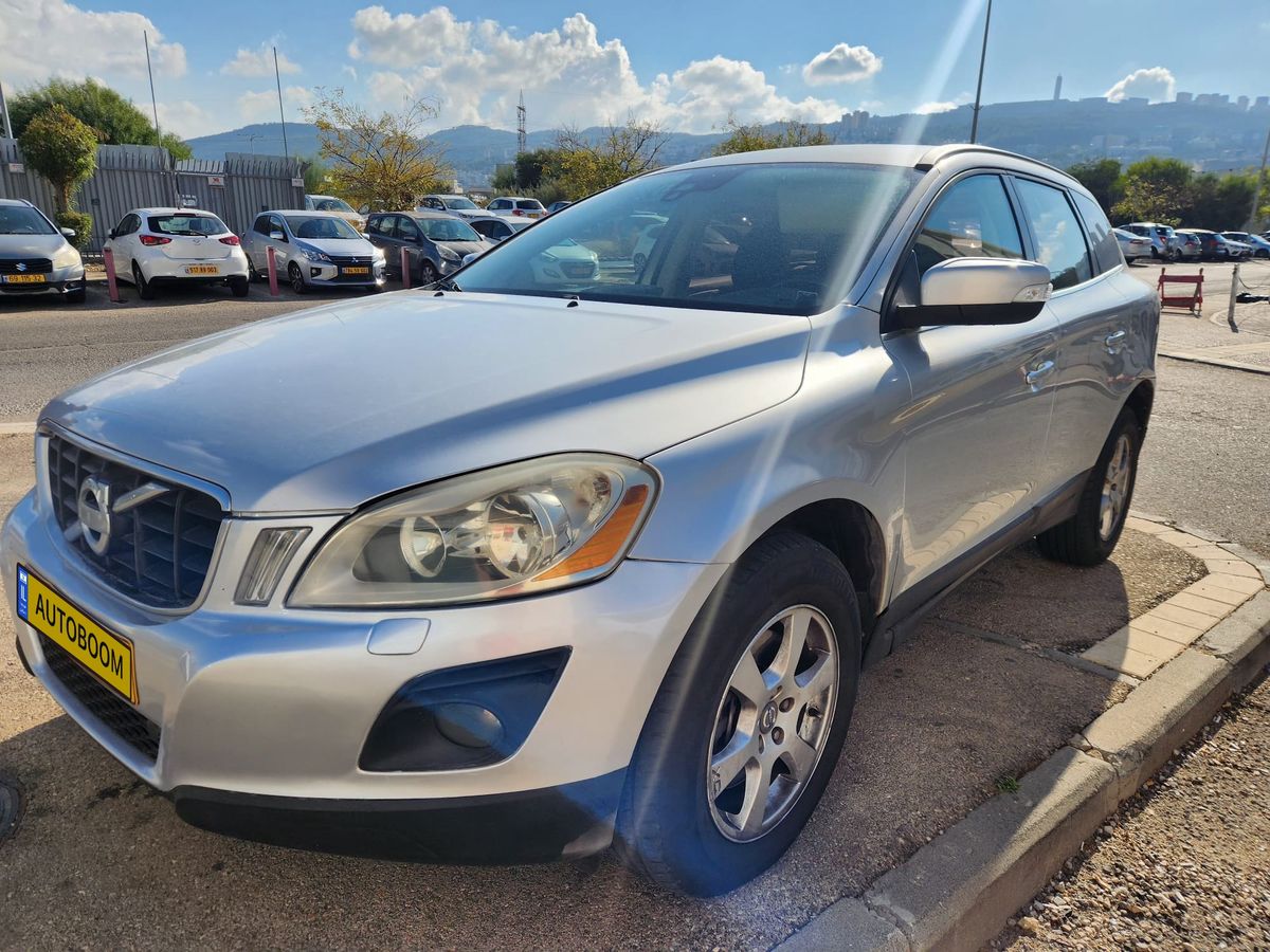 فولفو XC60 مستعمل, 2009