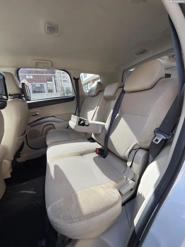 Mitsubishi Outlander 2ème main, 2011
