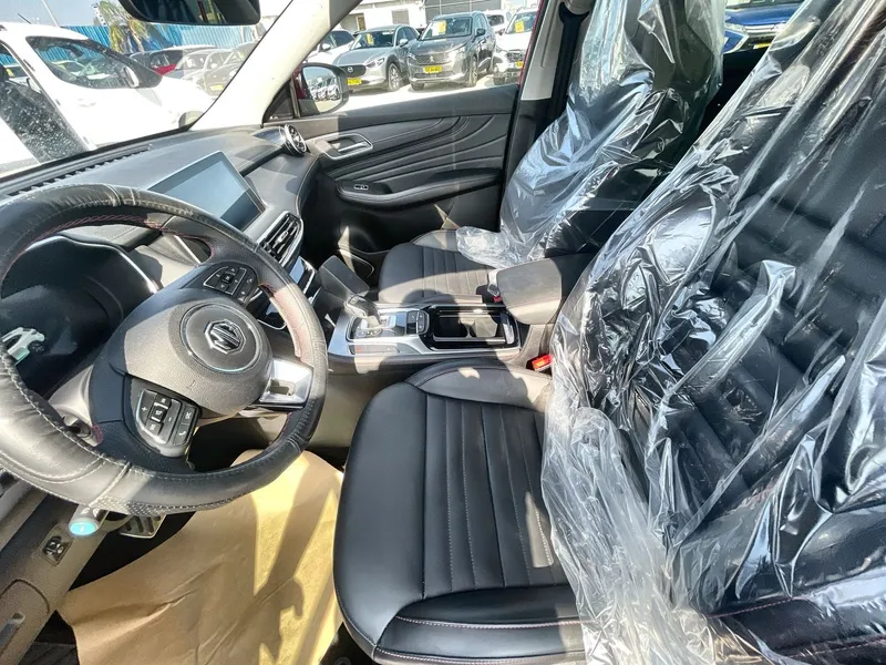 MG EHS 2ème main, 2021, main privée