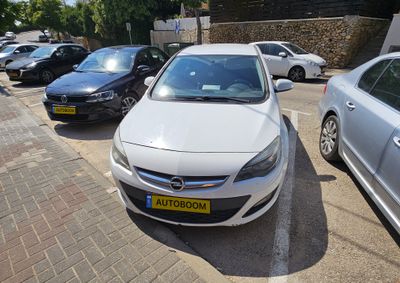 אופל אסטרה יד 2 רכב, 2016