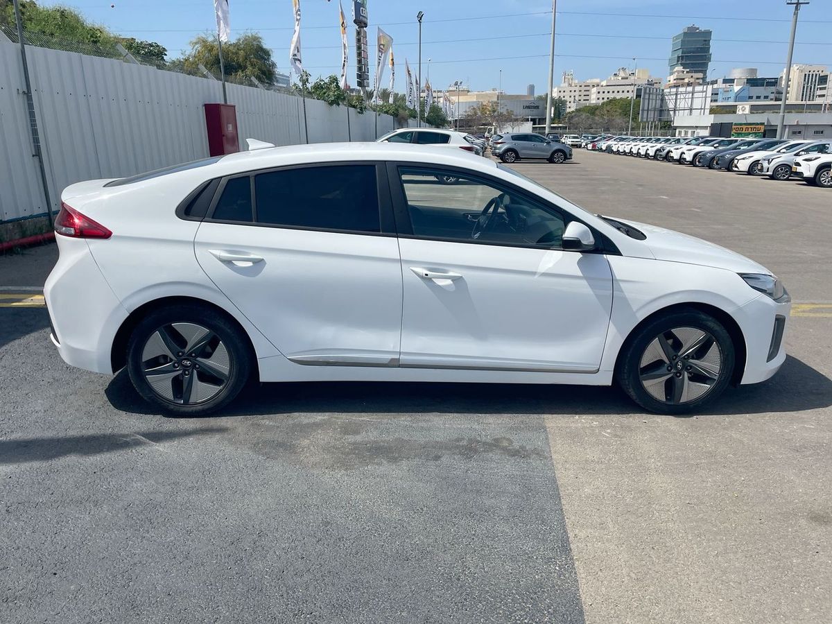 Hyundai IONIQ с пробегом, 2022
