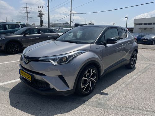 Toyota C-HR, 2018, photo