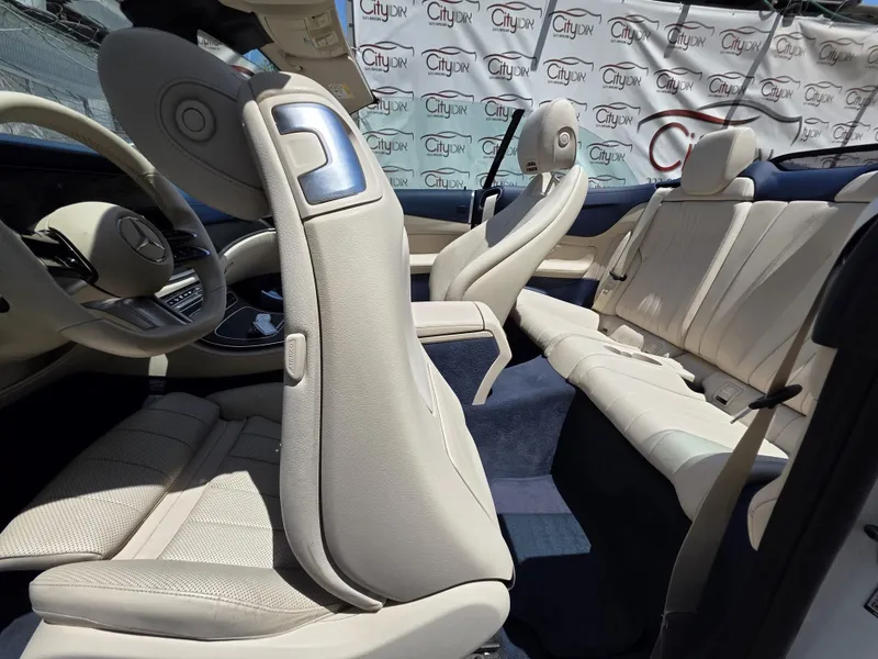 مرسيدس E-Class مستعمل, 2022, مالك خاص