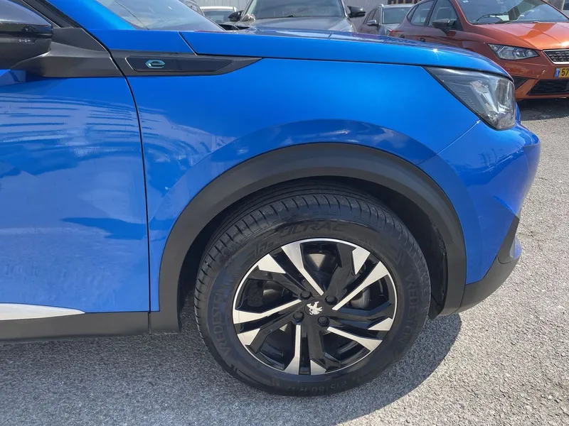 Peugeot 2008 с пробегом, 2023, частная рука