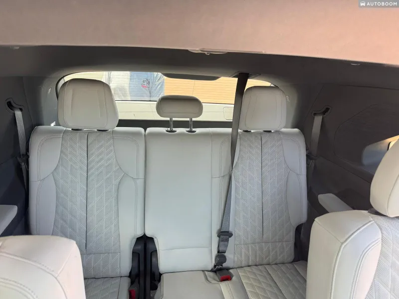 Cadillac Escalade IQ 2nd hand, 2025, private