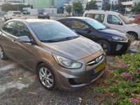 Hyundai i25 2nd hand, 2011, private