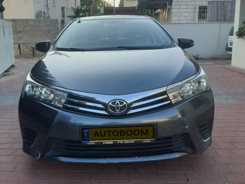 Toyota Corolla 2nd hand, 2015, private hand