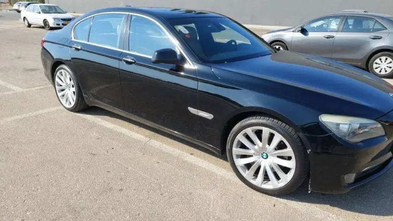 BMW 7 series 2nd hand, 2010, private hand