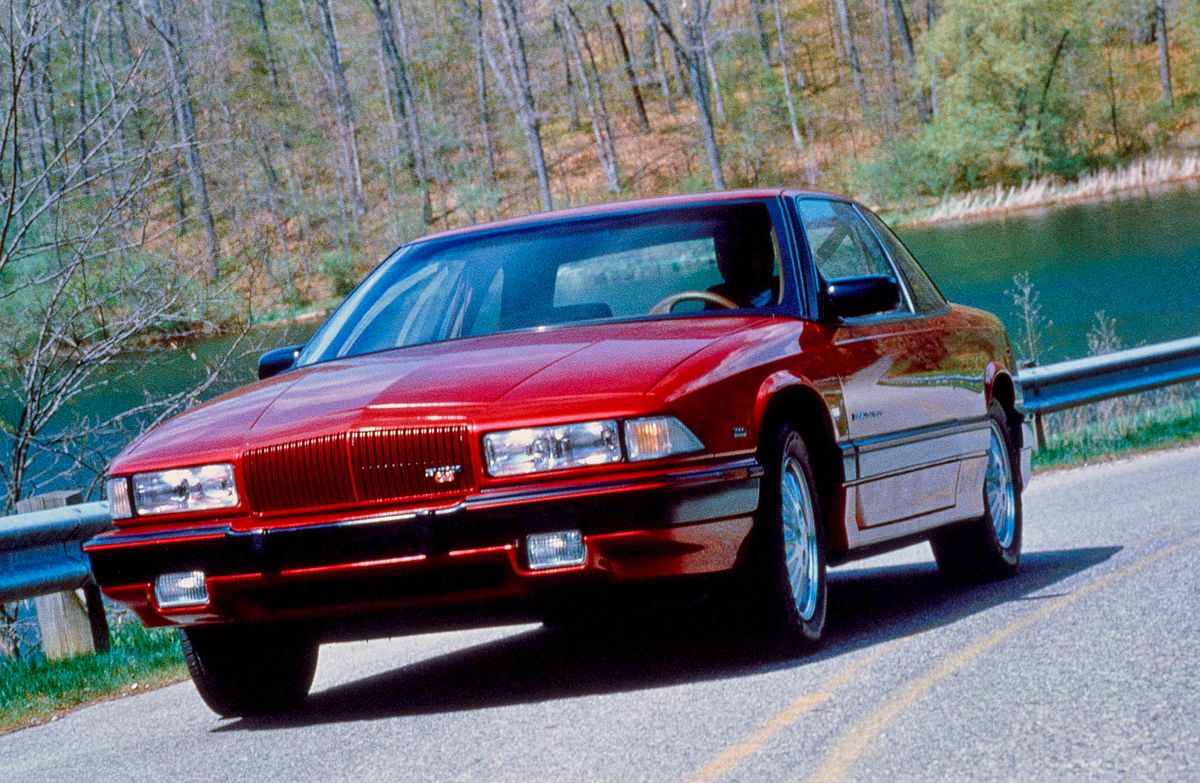 Buick Regal 1988. Carrosserie, extérieur. Coupé, 3 génération