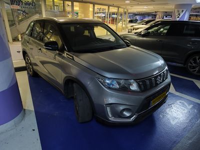Suzuki Vitara 2nd hand, 2021, private hand