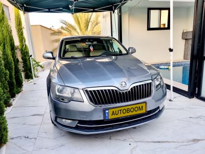 Skoda Superb 2nd hand, 2012, private hand