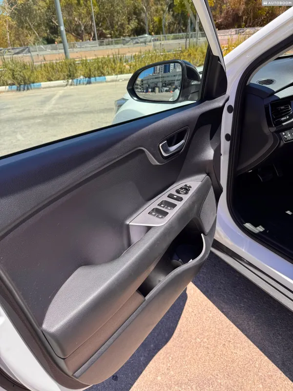 Kia Stonic с пробегом, 2022, частная