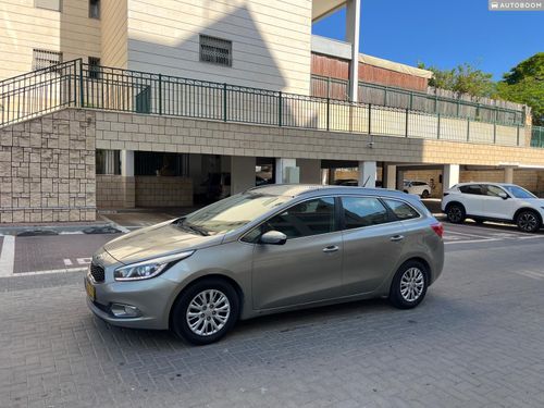 Kia Ceed, 2015, photo