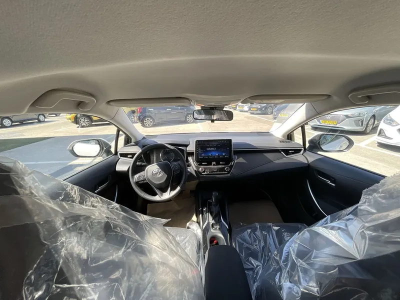 Toyota Corolla с пробегом, 2021