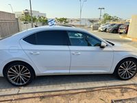 סקודה סופרב יד 2 רכב, 2022, פרטי